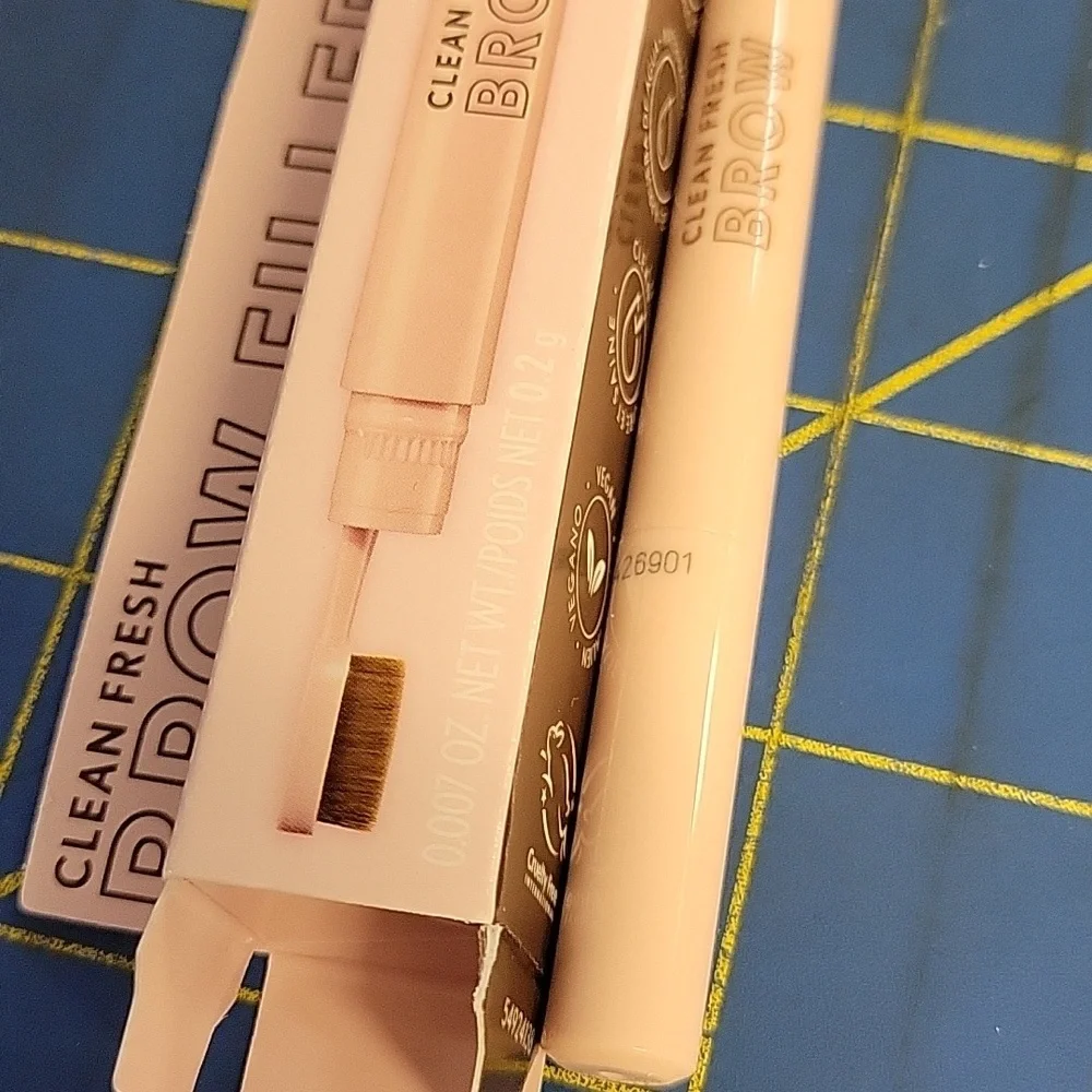 Covergirl Brow Filler Pomade Pencil Paddle Brush 400 Soft Brown 0.2g New in Box